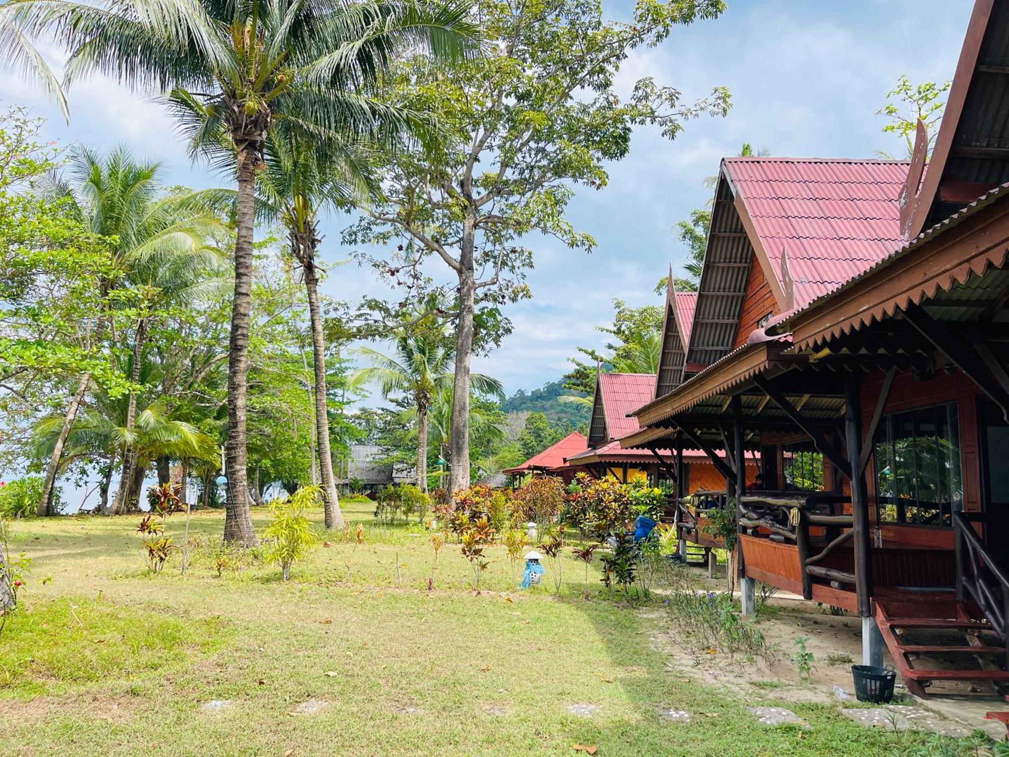 Le Dugong Libong Resort Exterior photo